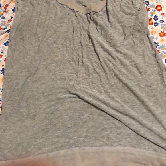 Shirts - Picture 3 of 4